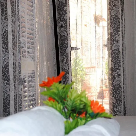 La Casa Dei Vezzi בית הארחה 3*